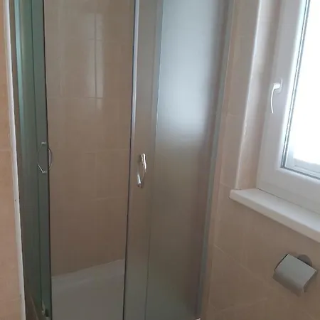 16998a Apartamento *